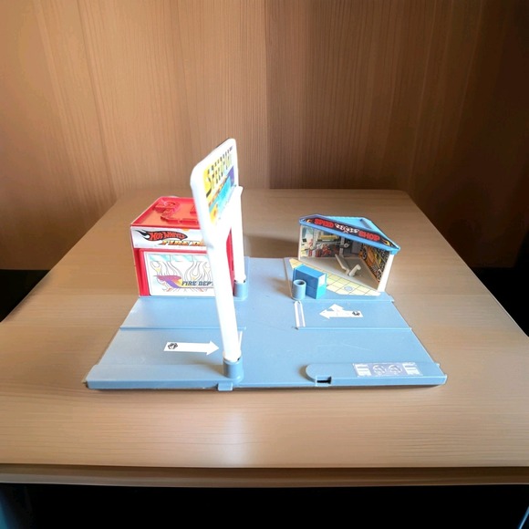 Hot Wheels Other - Mattel Hot Wheels Mega City 2007 Play st piece single block Fire Dept Speed Shop